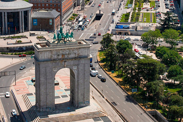 Visita al Faro de Moncloa