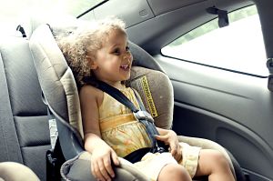 La OCU alerta de una silla infantil para el coche potencialmente peligrosa