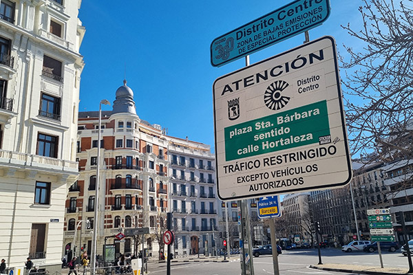 La justicia anula las zonas de bajas emisiones de Madrid